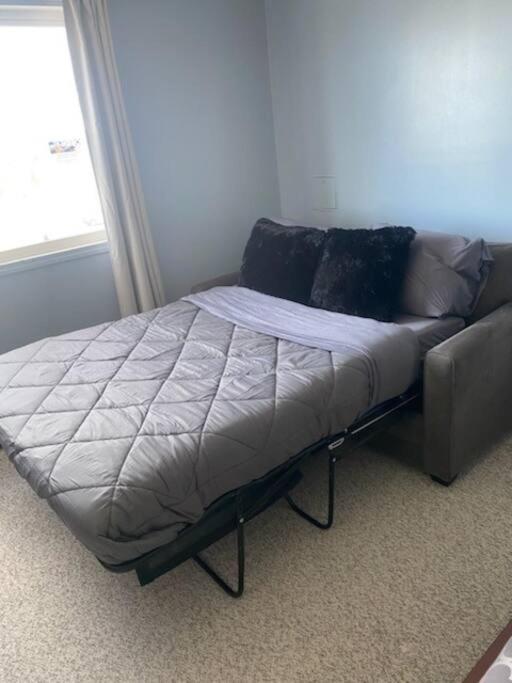 Right Next To West Edmonton Mall With Free Parking Esterno foto